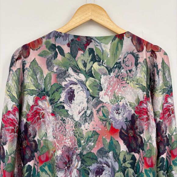 SUNDANCE Samantha Watercolor Floral Silk Pleated Blouse Sz Med, Floral Spring - Picture 5 of 8